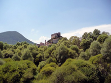 Italy-Abruzzo/Molise-Colle dell'Orso - through the Valley of the Bear
